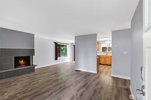 4613 S 318th St, Auburn, WA 98001 - Photo 3