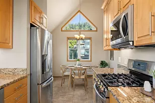 705 N State St, Bellingham, WA 98225 - Photo 15