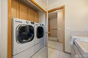 705 N State St, Bellingham, WA 98225 - Photo 31