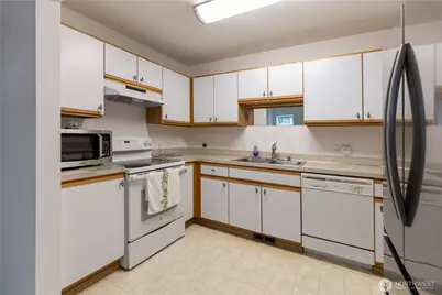 1831 S 308th Street #B, Federal Way, WA 98003 - Photo 15