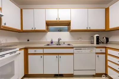 1831 S 308th Street #B, Federal Way, WA 98003 - Photo 13