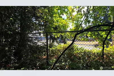 11 Xx NE Sunset Boulevard, Renton, WA 98056 - Photo 19
