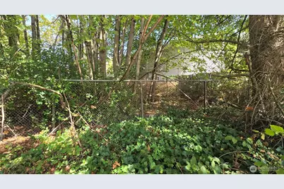 11 Xx NE Sunset Boulevard, Renton, WA 98056 - Photo 25