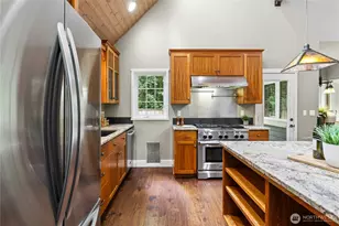 10421 324th Pl SE, Issaquah, WA 98027 - Photo 13