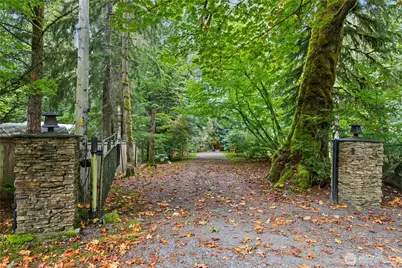 10421 324th Place SE, Issaquah, WA 98027 - Photo 35
