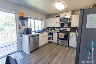 1743 Lafayette St S, Parkland, WA 98444 - Photo 9