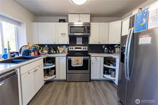 1743 Lafayette St S, Parkland, WA 98444 - Photo 13