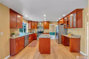 2052 NE Marina Vista Ct, Poulsbo, WA 98370 - Photo 11