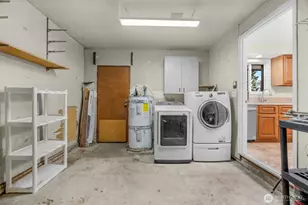 902 Peters Pl, Everett, WA 98208 - Photo 17