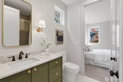 11732 38th Avenue NE #B, Seattle, WA 98115 - Photo 15