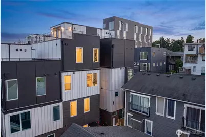 2328 Franklin Avenue E #B, Seattle, WA 98102 - Photo 3