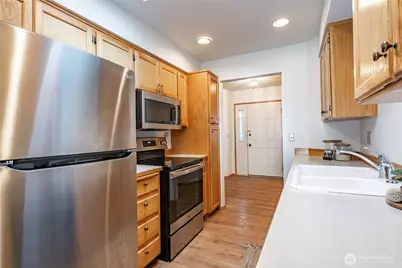 4855 N Village Lane #B, Bellingham, WA 98226 - Photo 11