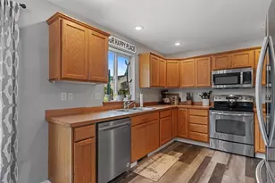 1131 Homestead Dr, Burlington, WA 98233 - Photo 13