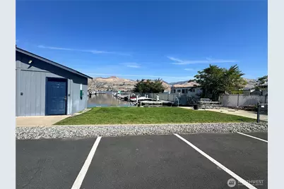 1240 W Woodin Avenue #A-11, Chelan, WA 98816 - Photo 11
