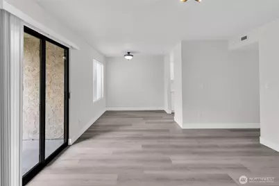 12520 NE 145th Terrace #E33, Kirkland, WA 98034 - Photo 19