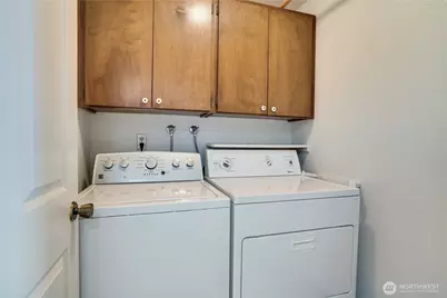 4504 72nd Avenue Ct W, University Place, WA 98466 - Photo 9