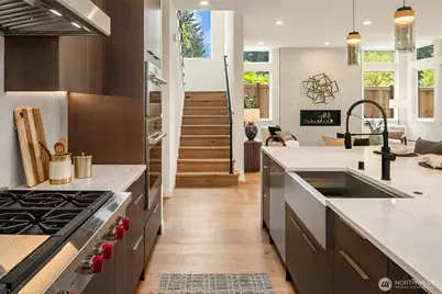 7921 NE 124th Street, Kirkland, WA 98034 - Photo 17