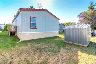 300 Park Ave, Buckley, WA 98321 - Photo 27