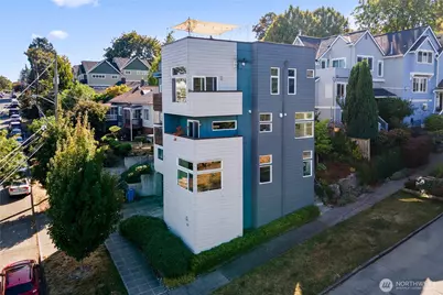 1735 27th Avenue, Seattle, WA 98122 - Photo 1