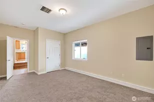 11618 Roseberg Ave S, Seattle, WA 98168 - Photo 19