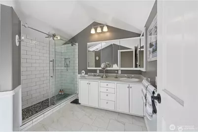 18002 25th Avenue NE, Lake Forest Park, WA 98155 - Photo 15