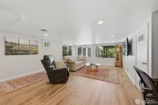 18002 25th Ave NE, Lake Forest Park, WA 98155 - Photo 17
