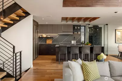 1502 Palm Avenue SW, Seattle, WA 98116 - Photo 11
