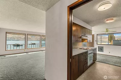 67 Shoreline Lane, Chelan, WA 98816 - Photo 9