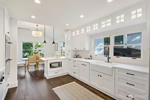 805 33rd Ave E, Seattle, WA 98112 - Photo 15
