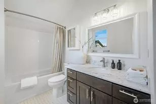 805 33rd Ave E, Seattle, WA 98112 - Photo 21