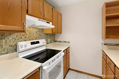 5844 NE 75th Street #A102, Seattle, WA 98115 - Photo 13