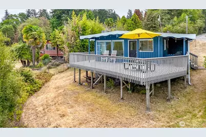 11415 Larson Road, Anderson Island, WA 98303 - Photo 33