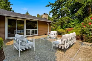 8626 NE 26th Pl, Clyde Hill, WA 98004 - Photo 23