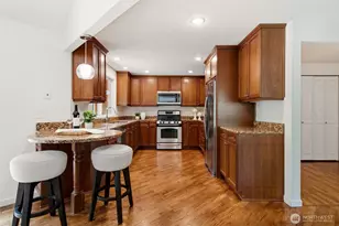 8626 NE 26th Pl, Clyde Hill, WA 98004 - Photo 5