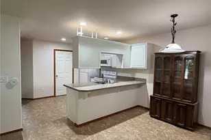 431 Oak Hill Ln, Burlington, WA 98233 - Photo 5