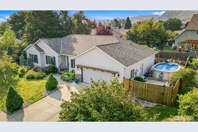 1635 Washington Street, Wenatchee, WA 98801 - Photo 3