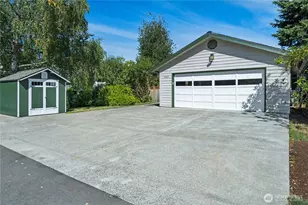 2045 173rd Ave NE, Redmond, WA 98052 - Photo 1