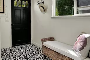 2353 Federal Ave E, Seattle, WA 98102 - Photo 11