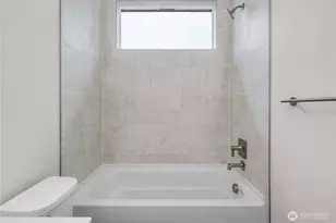 4261 Aberdeen Wy NE, Renton, WA 98056 - Photo 37
