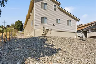 1686 S Mission St, Wenatchee, WA 98801 - Photo 5