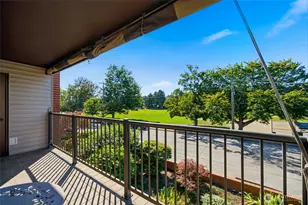 2858 32nd Ave W, Seattle, WA 98199 - Photo 3
