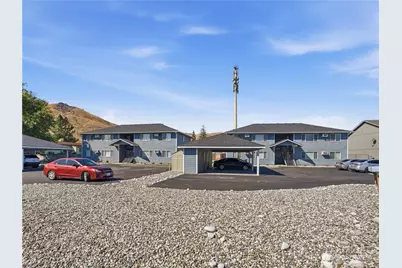 1632 Cross Street #1, Wenatchee, WA 98801 - Photo 3