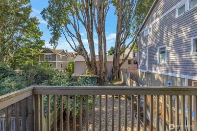 6747 Alonzo Avenue NW, Seattle, WA 98117 - Photo 13