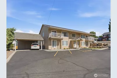 1011 D N Baker Avenue #D, East Wenatchee, WA 98802 - Photo 3