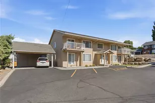 1011 D N Baker Ave, East Wenatchee, WA 98802 - Photo 3