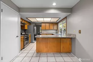 26621 Bristol Ct, Kent, WA 98032 - Photo 11