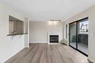 8816 Nesbit Ave N, Seattle, WA 98103 - Photo 9