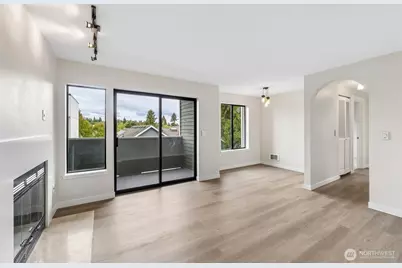 8816 Nesbit Avenue N #203, Seattle, WA 98103 - Photo 7