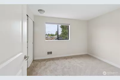 8816 Nesbit Avenue N #203, Seattle, WA 98103 - Photo 17