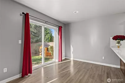 7428 19th Place SE, Lake Stevens, WA 98258 - Photo 9